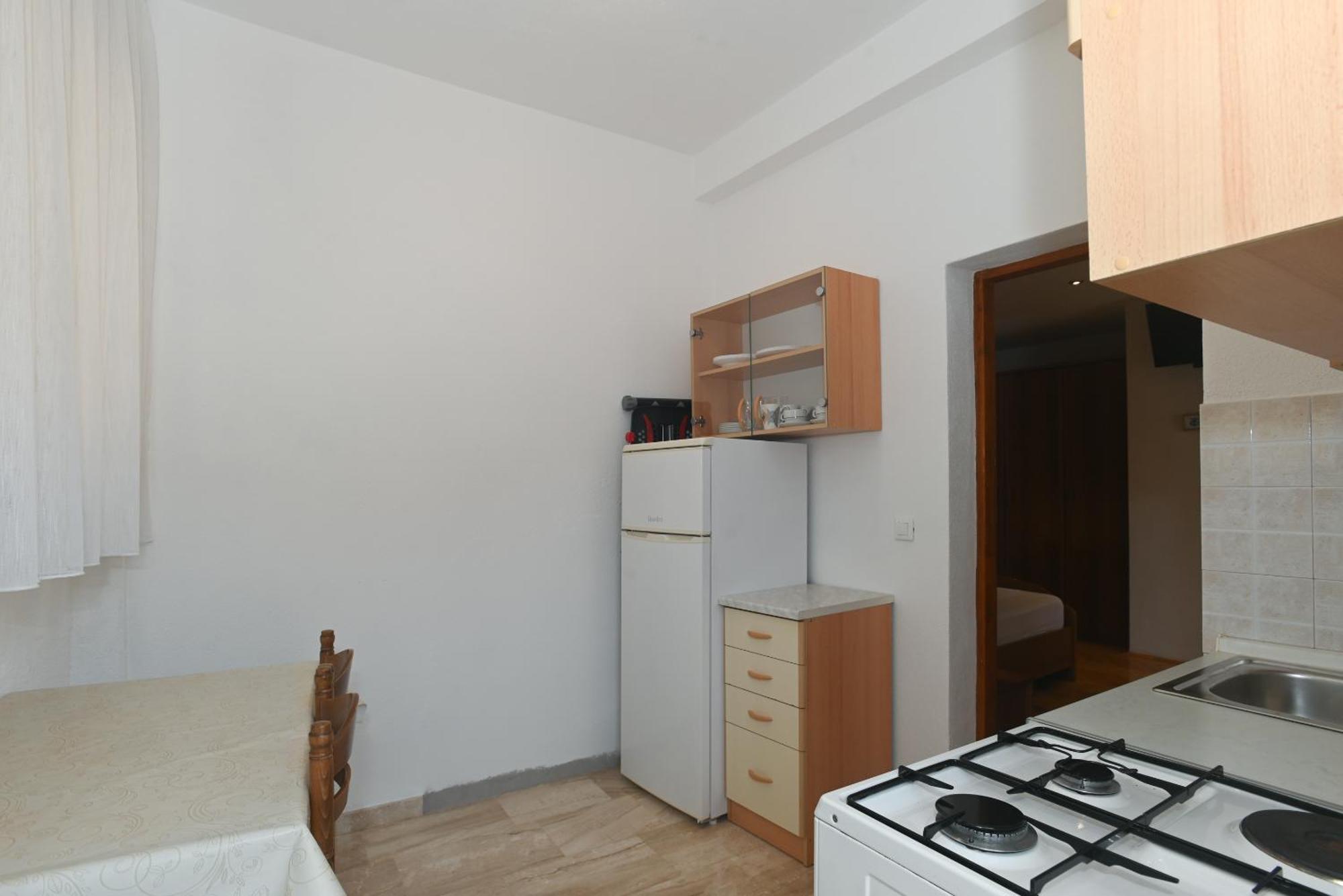 Apartments Carevic Ante Baska Voda Ngoại thất bức ảnh